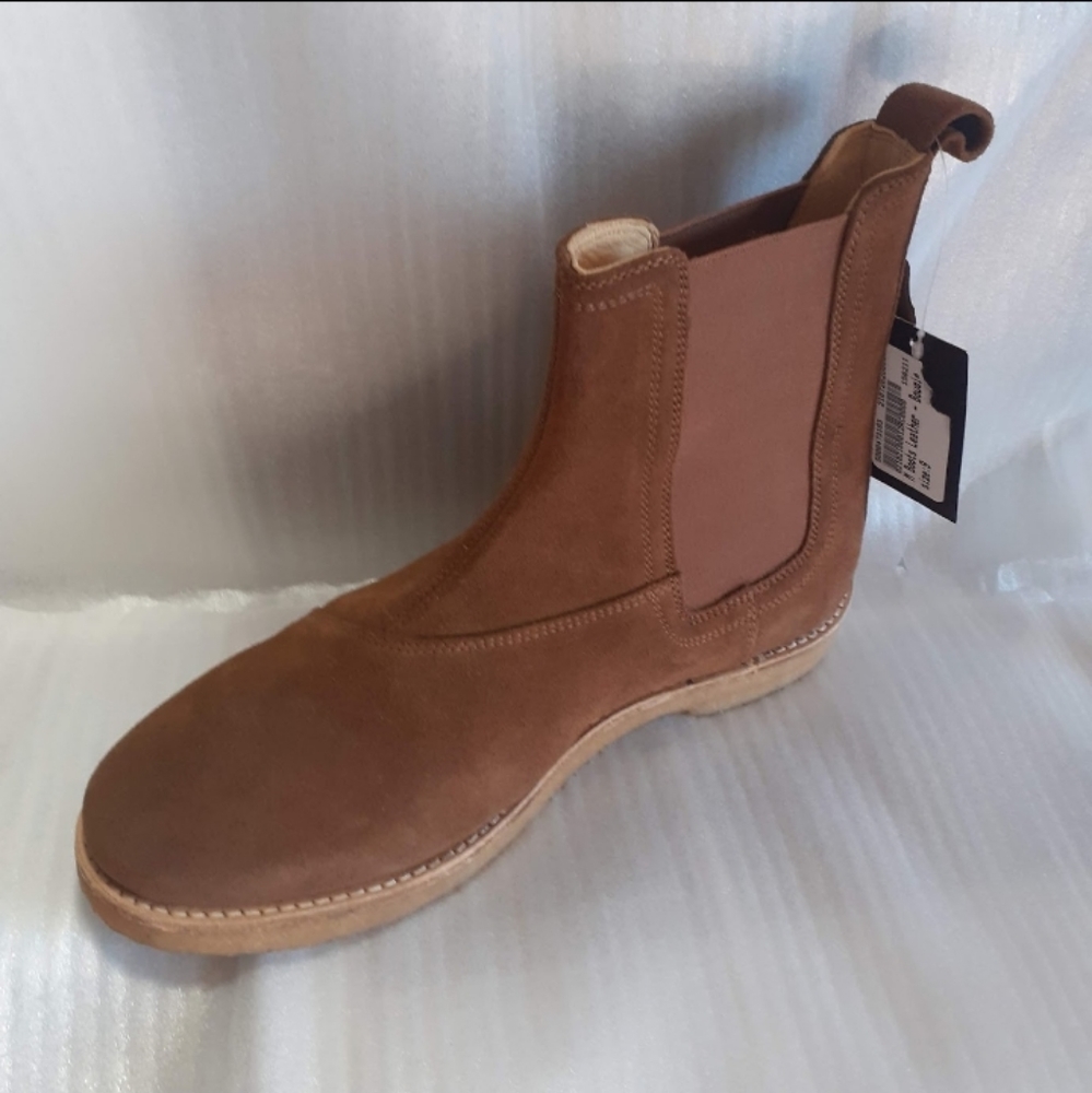 400cad Italian Camel brown Suede Chelsea boot men9us=Wmn10.5us BRAND NEW
